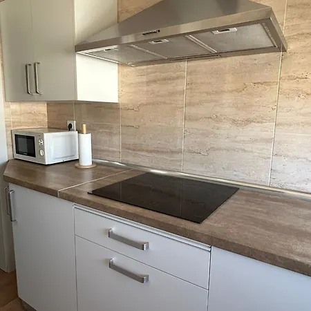 Apartamento Paseo Las Vinas Apartment *